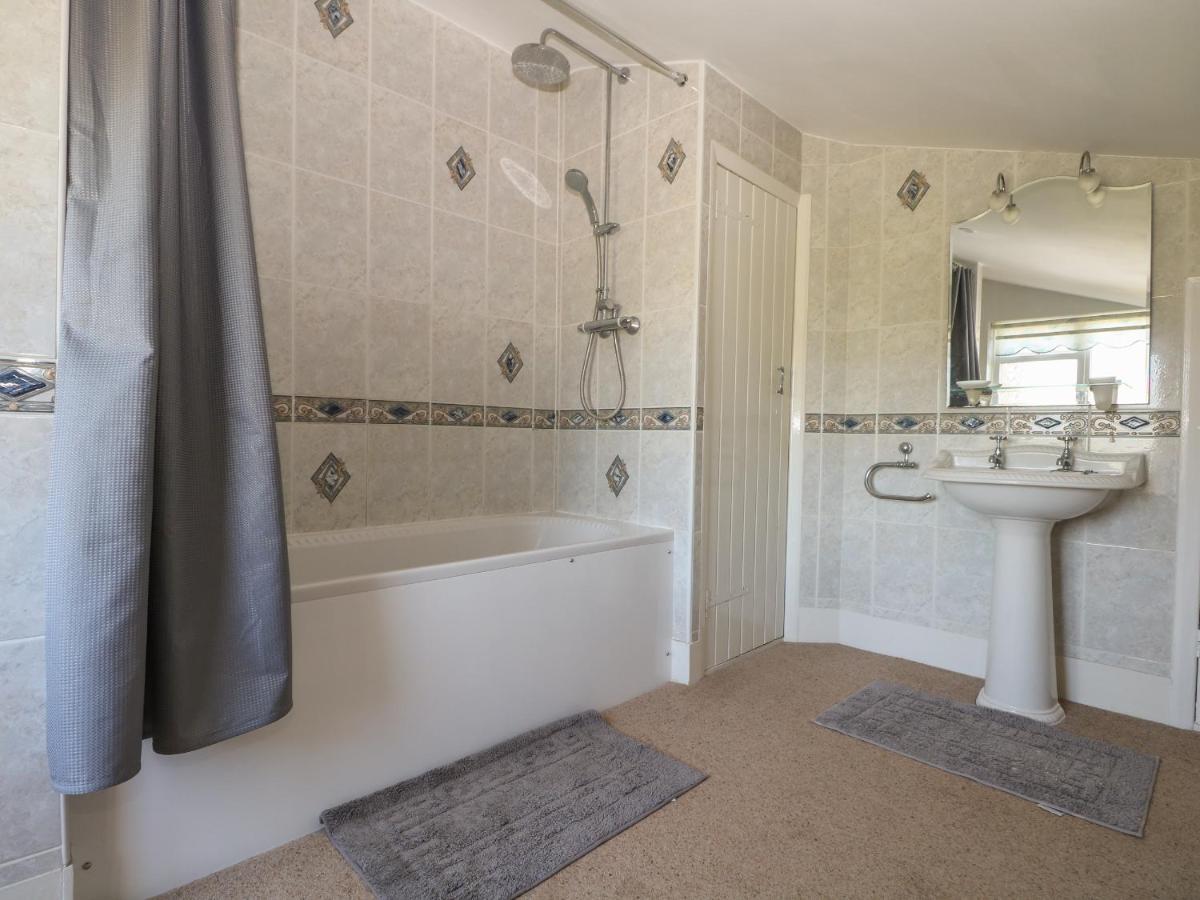 1 Paythorne Farm Cottages Henfield المظهر الخارجي الصورة